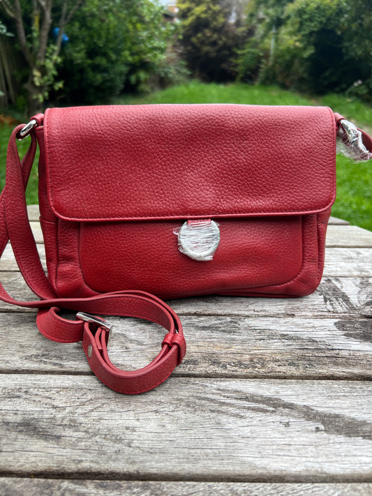 Premium Leather Bags for Women. Unique Shoulder Bags for Ladies