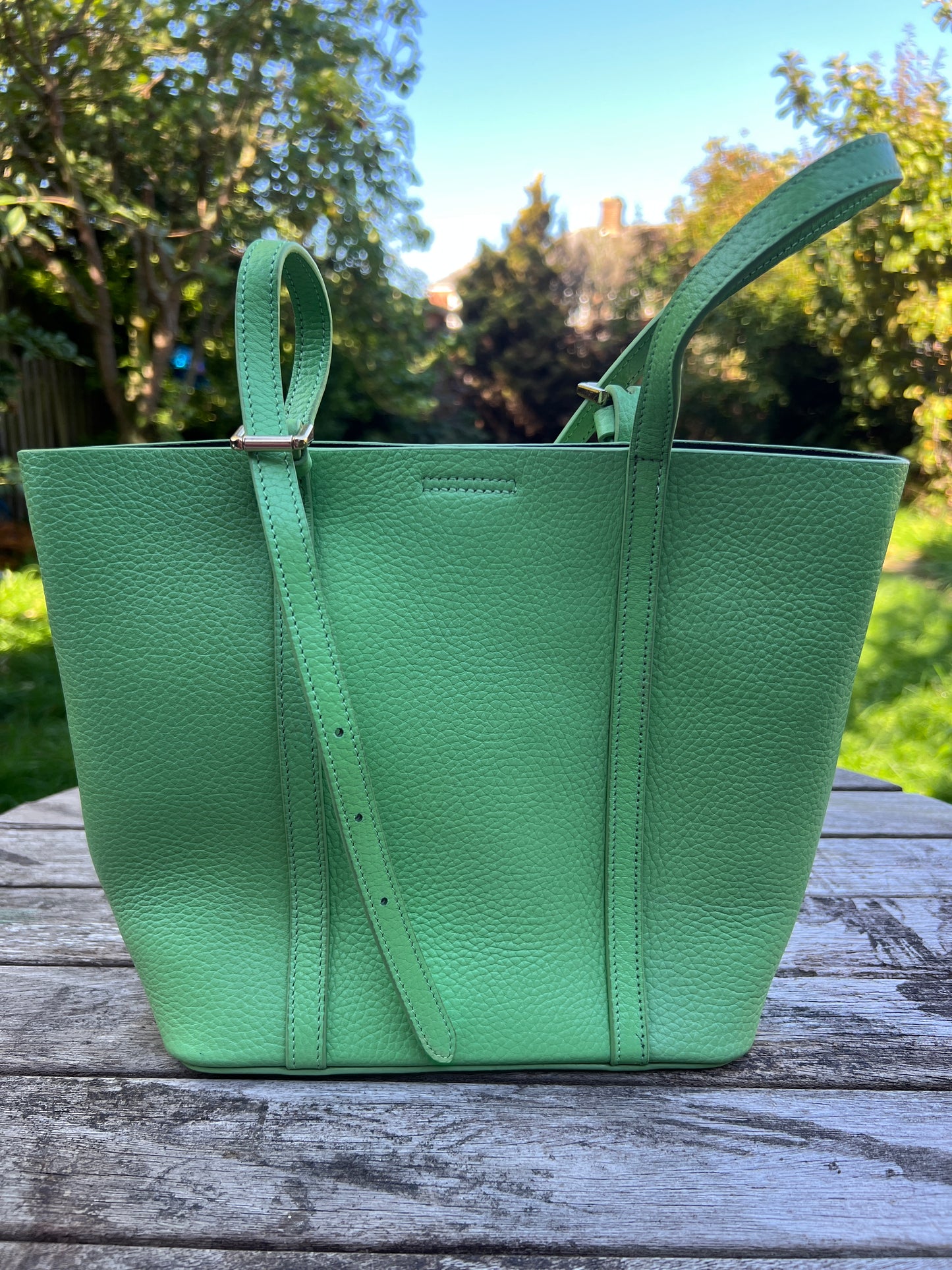 Eco Friendly Genuine Leather Bag for Women, Shoulder Premium Leather Bags for Ladies