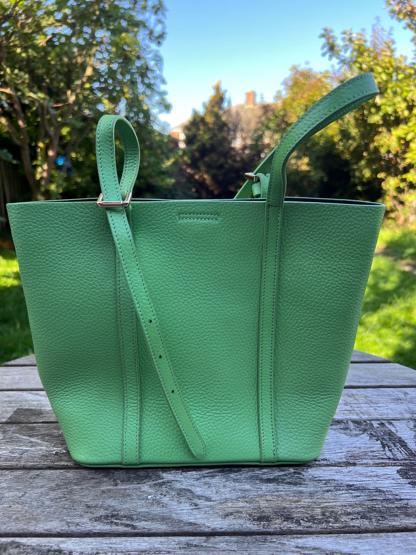 Eco Friendly Genuine Leather Bag for Women, Shoulder Premium Leather Bags for Ladies