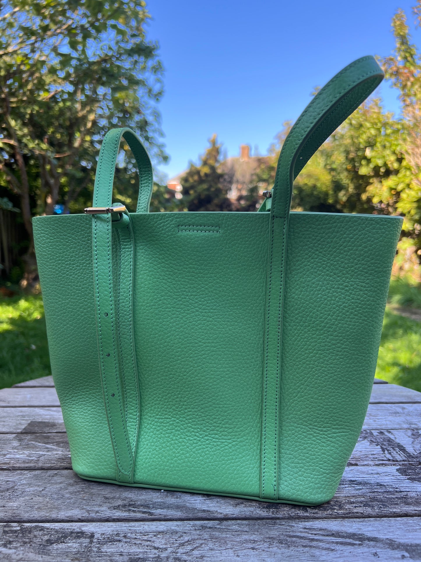 Eco Friendly Genuine Leather Bag for Women, Shoulder Premium Leather Bags for Ladies