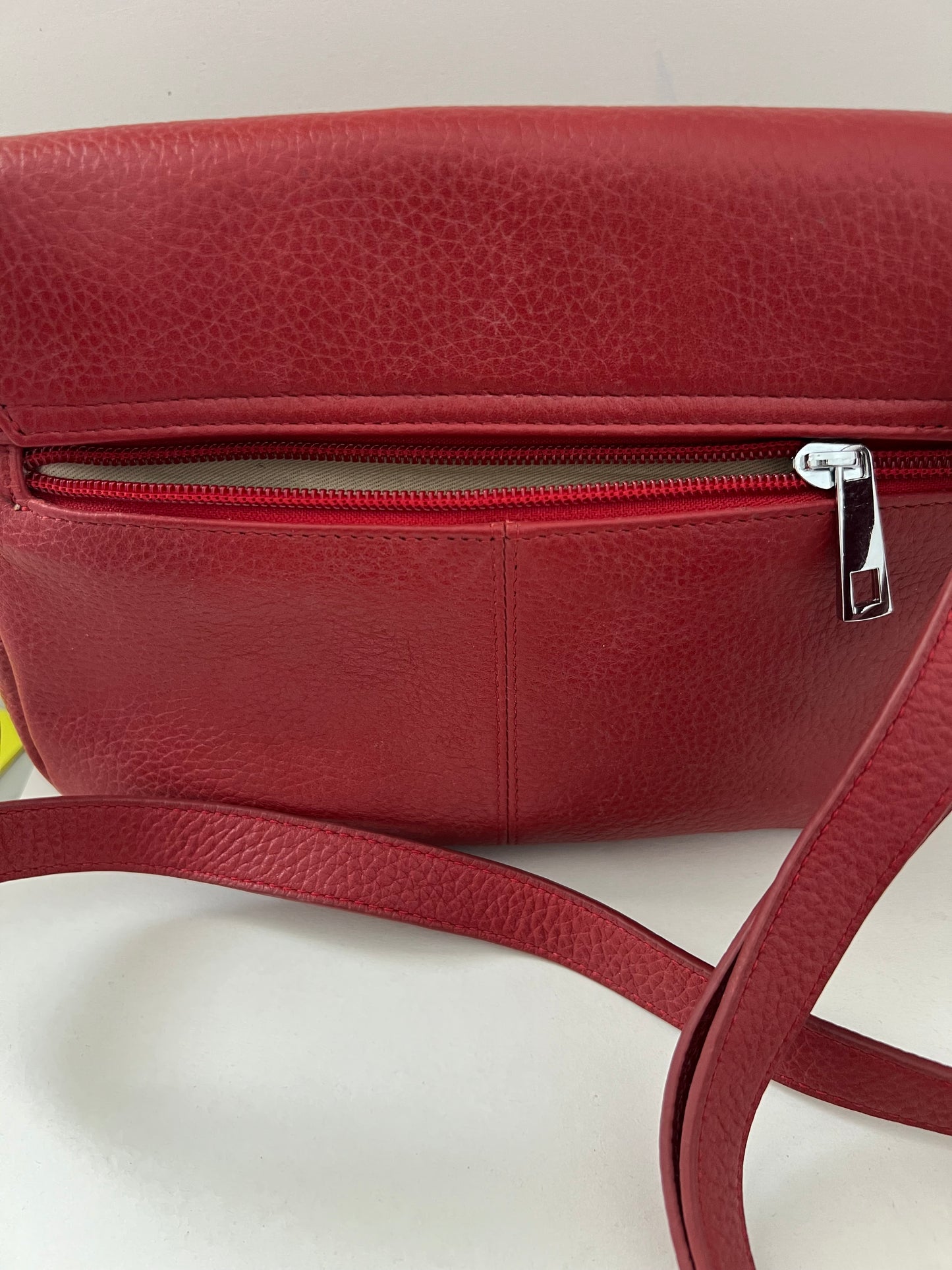 Premium Leather Bags for Women. Unique Shoulder Bags for Ladies