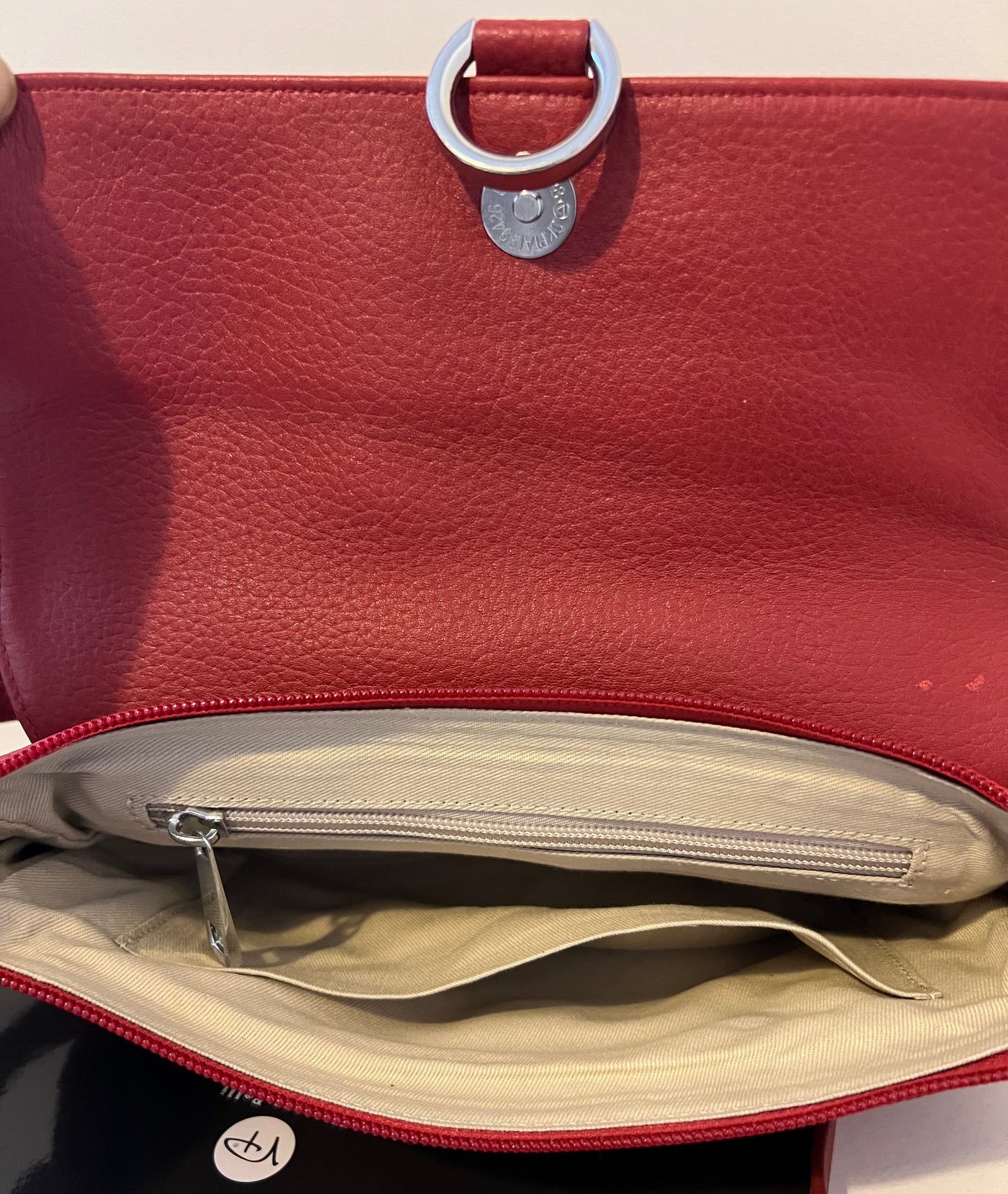 Premium Leather Bags for Women. Unique Shoulder Bags for Ladies