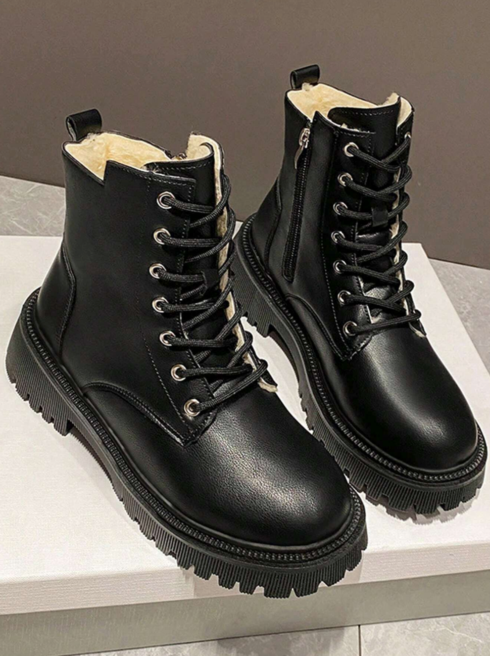 Women boots